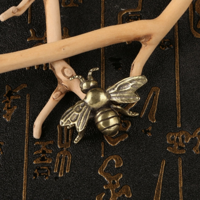 OEM Brass Crafts Burt's Bee Brass Ornaments Office Decoration