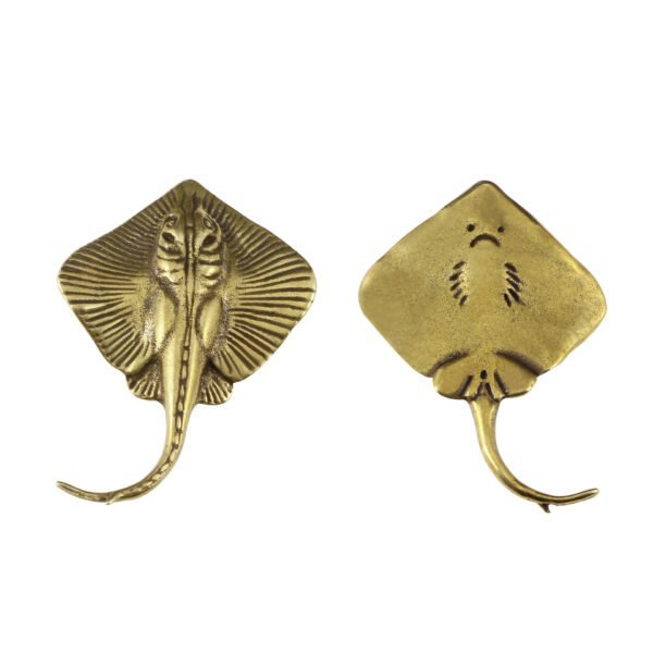Custom Desktop Office Decoration Collection Brass Devil Fish Small Ornament Animal Metal Figurine
